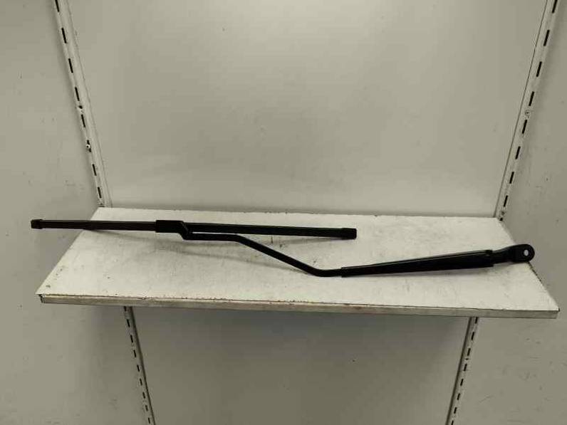 BRAZO LIMPIA DELANTERO IZQUIERDO RENAULT CAPTUR II 2024 1.0 LPG (137 CV)