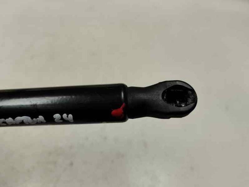 AMORTIGUADOR MALETERO PORTON RENAULT CAPTUR II 2024 1.0 LPG (137 CV)