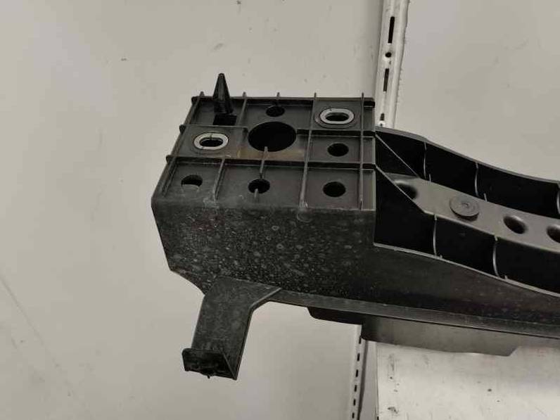 REFUERZO PARAGOLPES TRASERO RENAULT CAPTUR II 2024 1.0 LPG (137 CV)