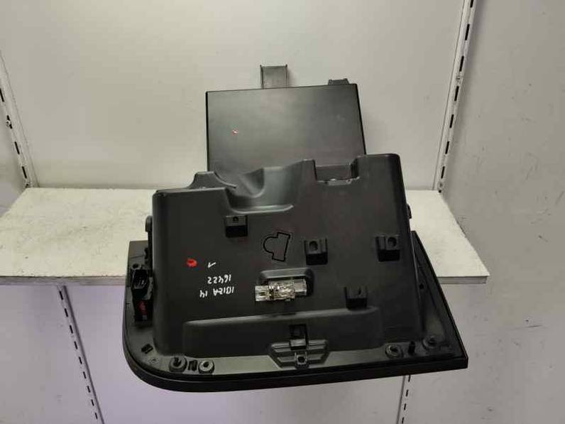 GUANTERA SEAT IBIZA 2014 1.2 TSI