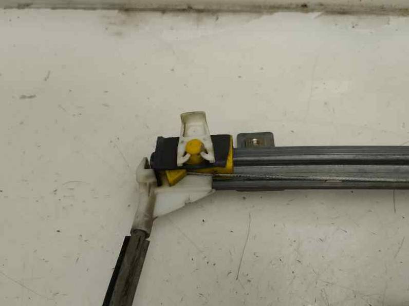 ELEVALUNAS TRASERO IZQUIERDO RENAULT MEGANE I SCENIC 1999 1.9 DTI (98 CV)