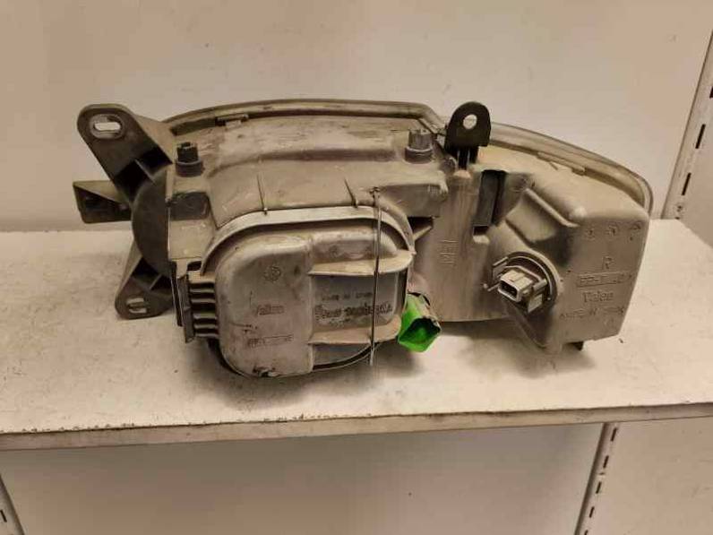FARO DERECHO FORD ESCORT BERL TURNIER 1998 1.8 TURBODIESEL (90 CV)