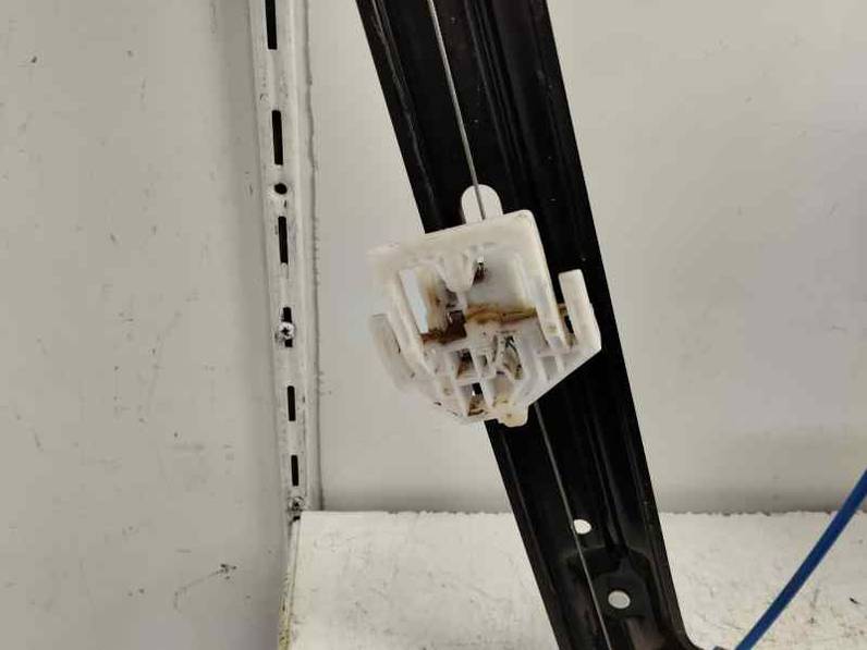 ELEVALUNAS DELANTERO DERECHO BMW SERIE X1 2019 1.5 DIESEL