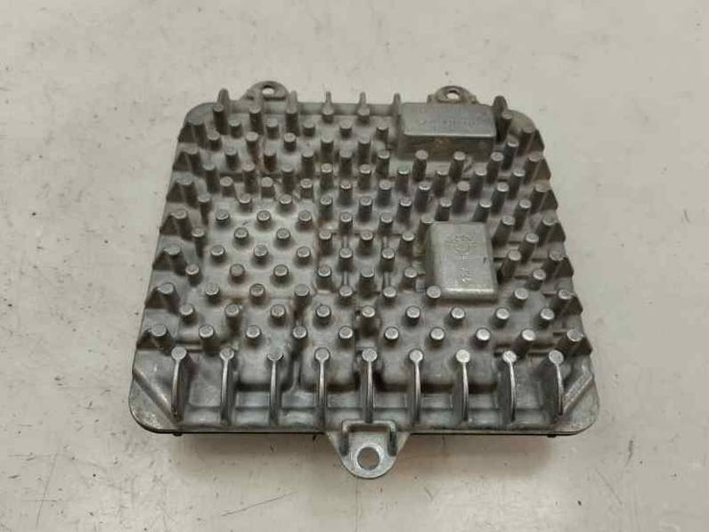 FARO DERECHO BMW SERIE X1 2019 1.5 DIESEL