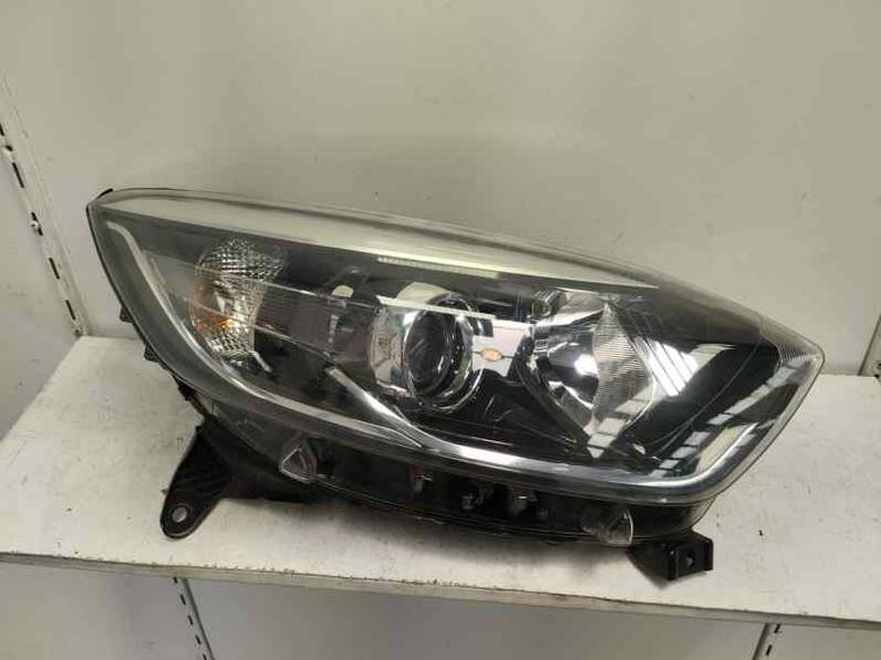 FARO DERECHO RENAULT CAPTUR 2015 1.2