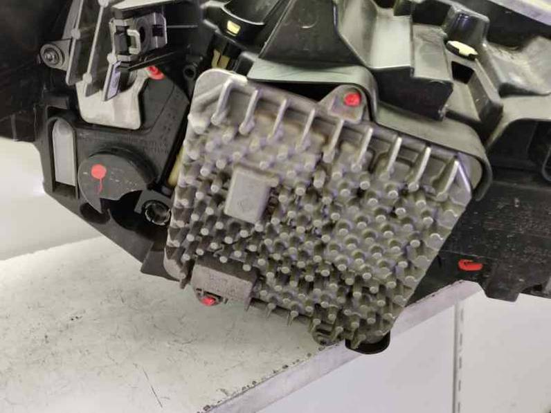 FARO IZQUIERDO BMW SERIE X1 2019 1.5 DIESEL