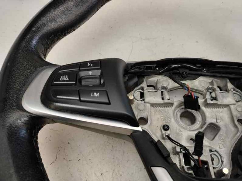 VOLANTE BMW SERIE X1 2019 1.5 DIESEL