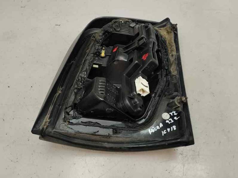 PILOTO TRASERO IZQUIERDO NISSAN MICRA 1993 1.0 16V (54 CV)