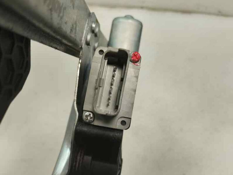 ELEVALUNAS DELANTERO IZQUIERDO DACIA SANDERO 2018 0.9 TCE (90 CV)