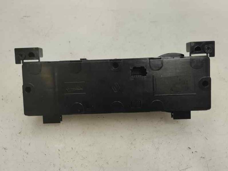 MANDO CLIMATIZADOR DACIA SANDERO 2018 0.9 TCE (90 CV)