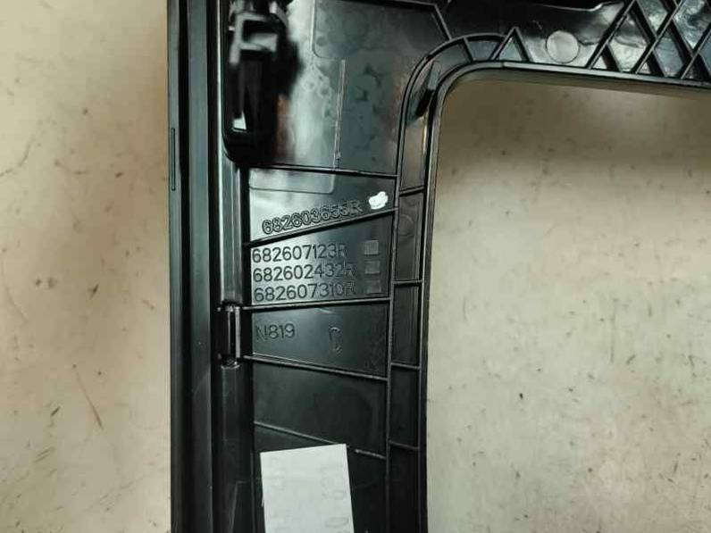 REJILLA AIREADORA DACIA SANDERO 2018 0.9 TCE (90 CV)