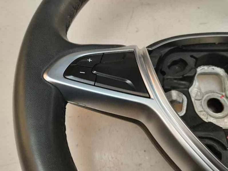 VOLANTE DACIA SANDERO 2018 0.9 TCE (90 CV)