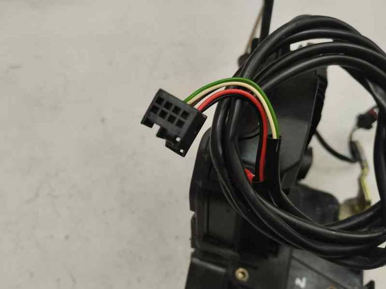 CERRADURA PUERTA DELANTERA IZQUIERDA MERCEDES CLASE C FAMILIAR 2005 2.2 CDI (122 CV)