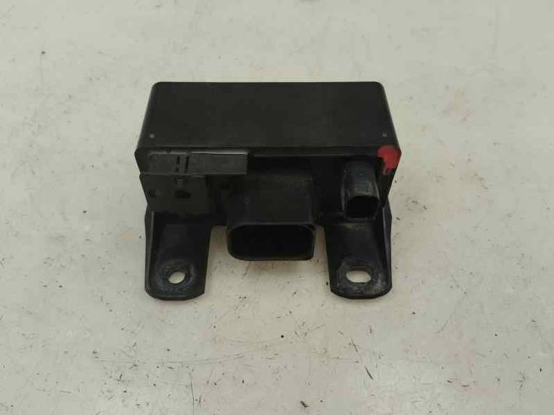 CAJA PRECALENTAMIENTO MERCEDES CLASE C FAMILIAR 2005 2.2 CDI (122 CV)