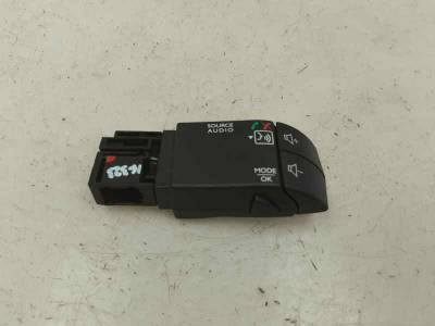 MANDO MULTIFUNCION DACIA SANDERO 2018 0.9 TCE (90 CV)