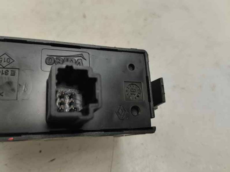 WARNING DACIA SANDERO 2018 0.9 TCE (90 CV)