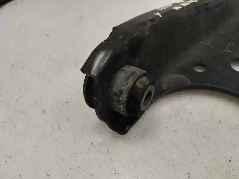 BRAZO SUSPENSION INFERIOR DELANTERO DERECHO DACIA SANDERO 2018 0.9 TCE (90 CV)