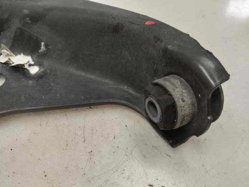 BRAZO SUSPENSION INFERIOR DELANTERO DERECHO DACIA SANDERO 2018 0.9 TCE (90 CV)