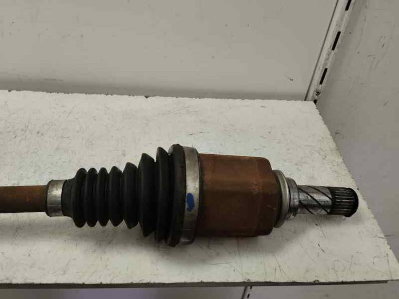 TRANSMISION DELANTERA IZQUIERDA DACIA SANDERO 2018 0.9 TCE (90 CV)