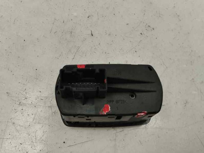 MANDO ELEVALUNAS DELANTERO IZQUIERDO OPEL CORSA E 2019 1.4 MULTIPUNTO (90 CV)