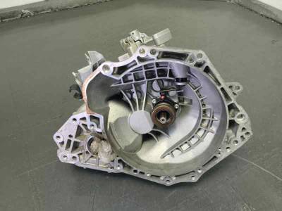 CAJA CAMBIOS OPEL CORSA E 2019 1.4 MULTIPUNTO (90 CV)