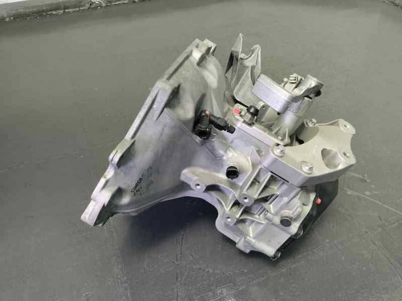 CAJA CAMBIOS OPEL CORSA E 2019 1.4 MULTIPUNTO (90 CV)