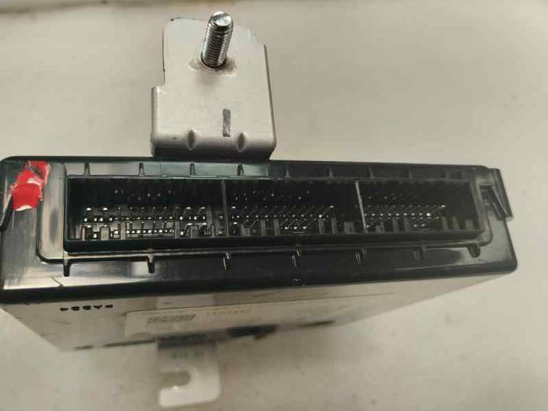 CAJA RELES FUSIBLES KIA STONIC 2021 1.0 GDI HYBRID