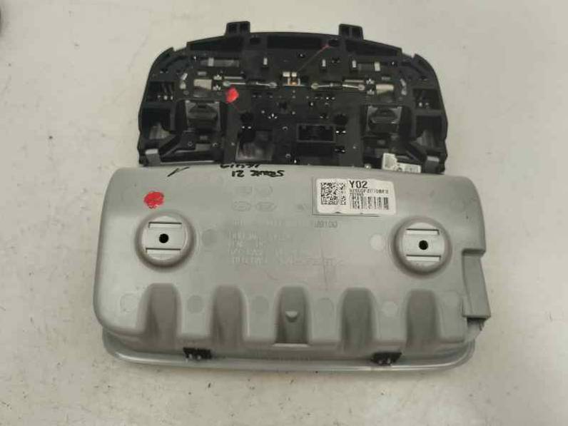 LUZ INTERIOR KIA STONIC 2021 1.0 GDI HYBRID