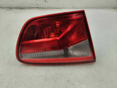 PILOTO TRASERO IZQUIERDO INTERIOR SEAT IBIZA 2015 1.6 TDI (90 CV)