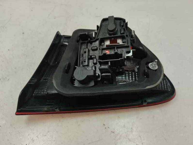 PILOTO TRASERO IZQUIERDO INTERIOR SEAT IBIZA 2015 1.6 TDI (90 CV)