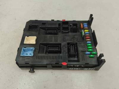 CAJA RELES FUSIBLES CITROEN C4 BERLINA 2005 1.6 HDI