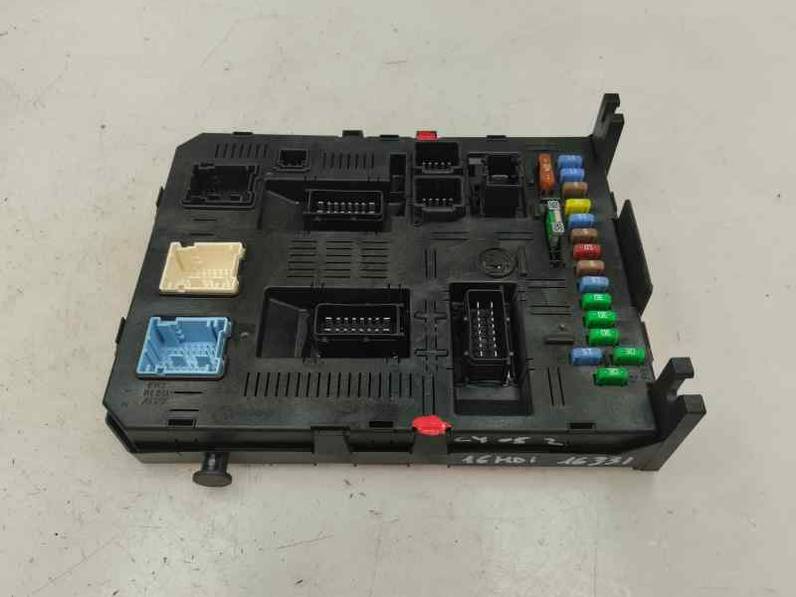 CAJA RELES FUSIBLES CITROEN C4 BERLINA 2005 1.6 HDI