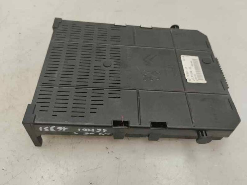 CAJA RELES FUSIBLES CITROEN C4 BERLINA 2005 1.6 HDI