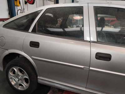 PUERTA TRASERA DERECHA OPEL VECTRA B BERLINA 1999 2.0 DTI (101 CV)