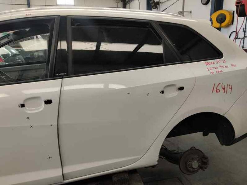 PUERTA TRASERA IZQUIERDA SEAT IBIZA 2015 1.6 TDI (90 CV)