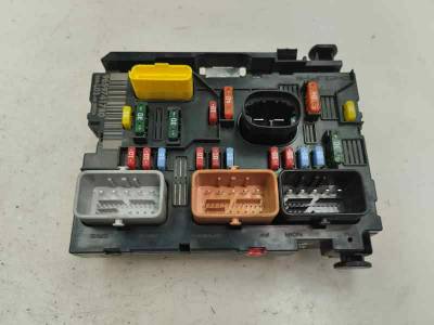 CAJA RELES FUSIBLES CITROEN C3 2005 1.4 HDI (68 CV)