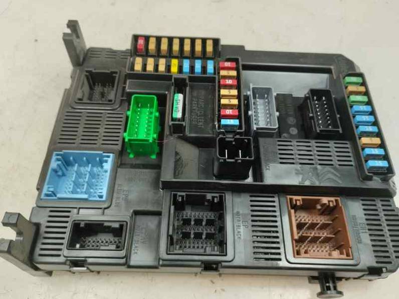 CAJA RELES FUSIBLES CITROEN C ELYSEE 2019 1.5 BLUE HDI (101 CV)