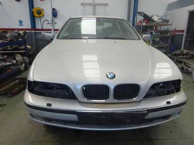 BMW SERIE 5 TOURING (E39) '2000 523i