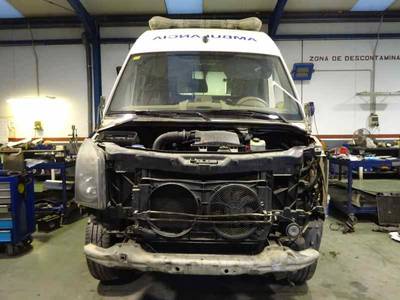 VOLKSWAGEN CRAFTER CAJA CERRADA '2009 Caja cerrada 50 batalla larga con techo alto